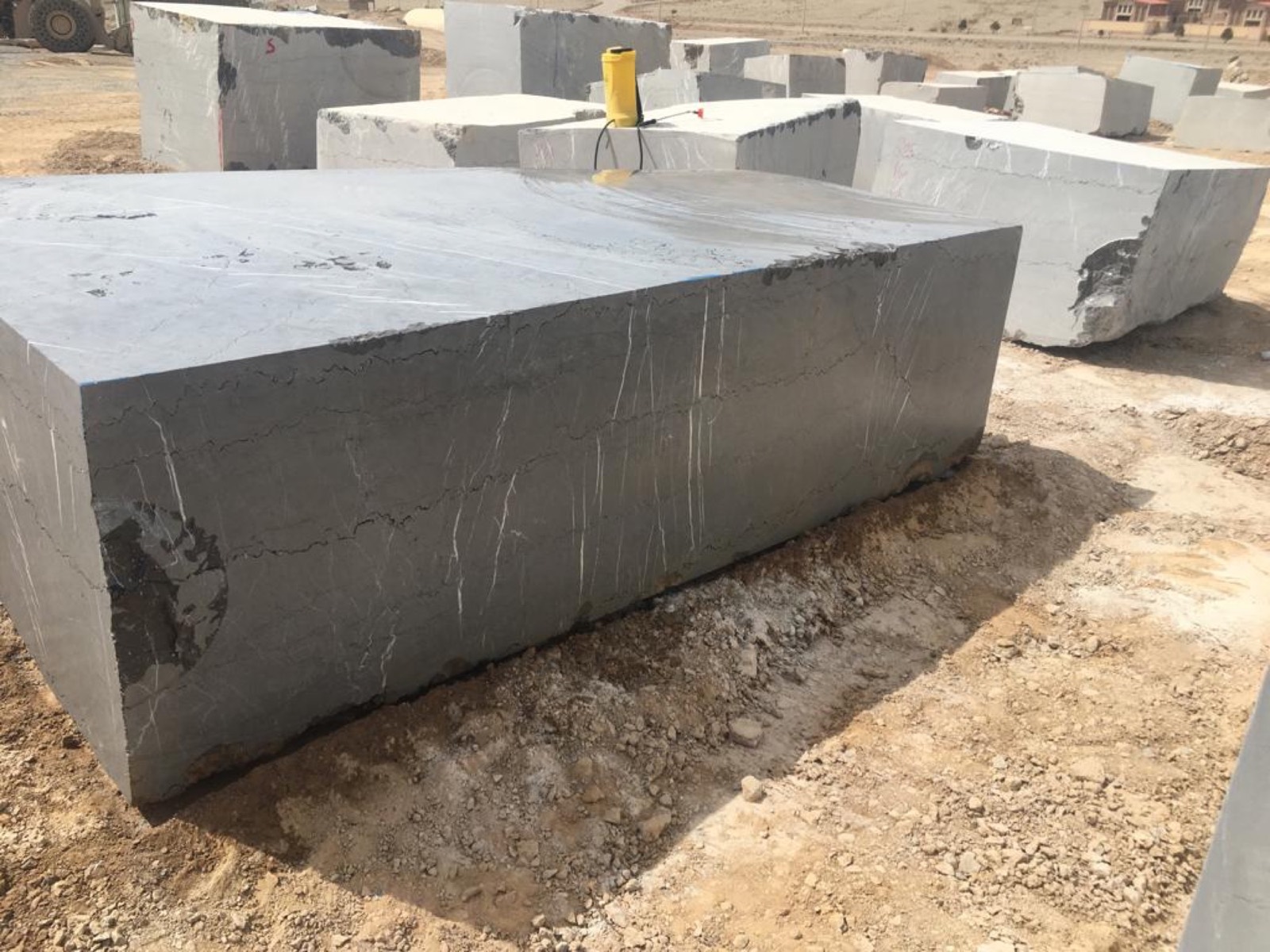 Pietra Gray Block 7