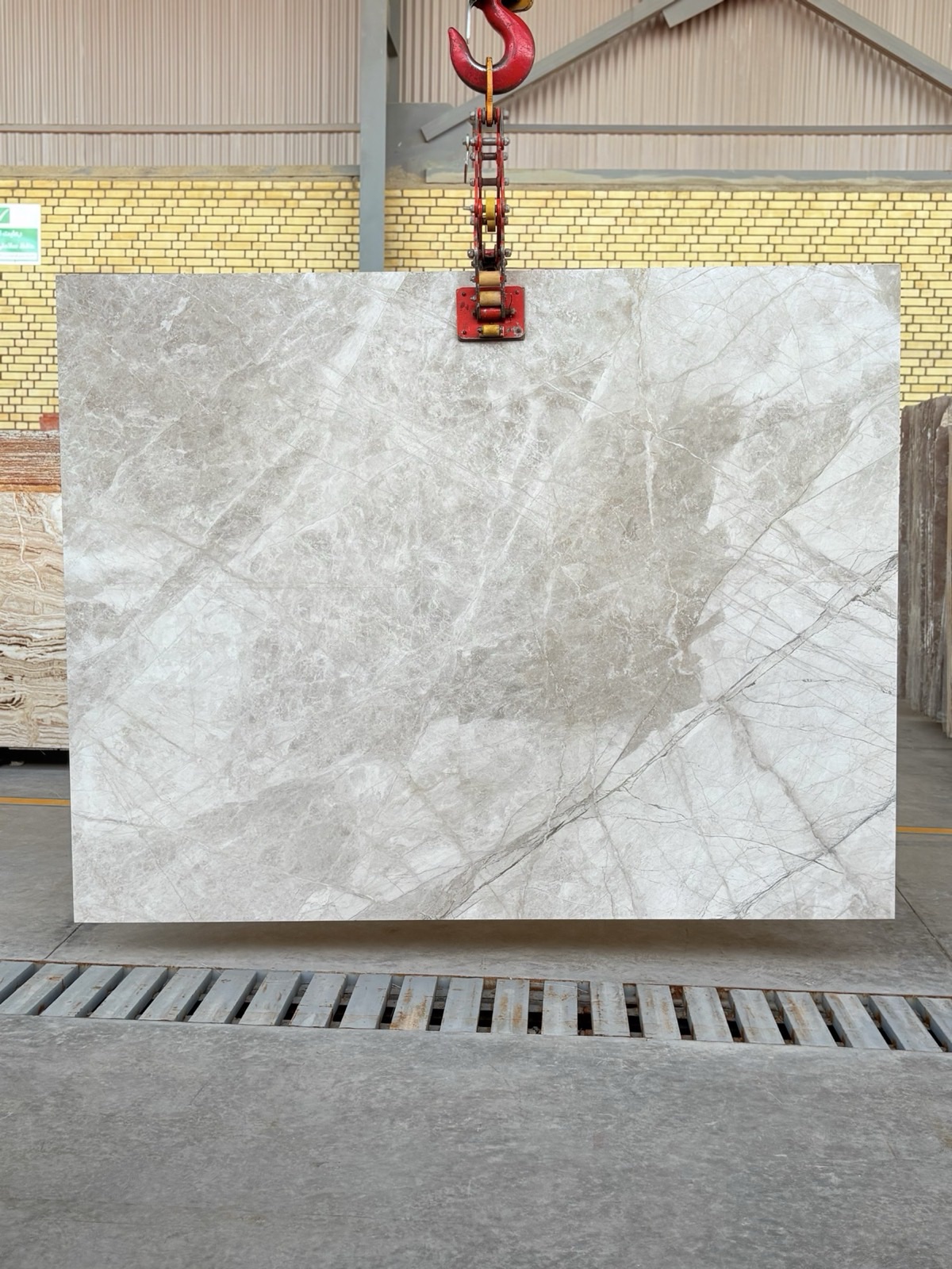 Silk Emprado Marble